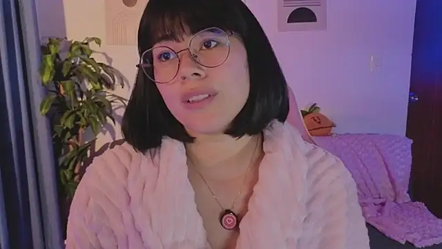 LoaLuxury 网络视讯表演