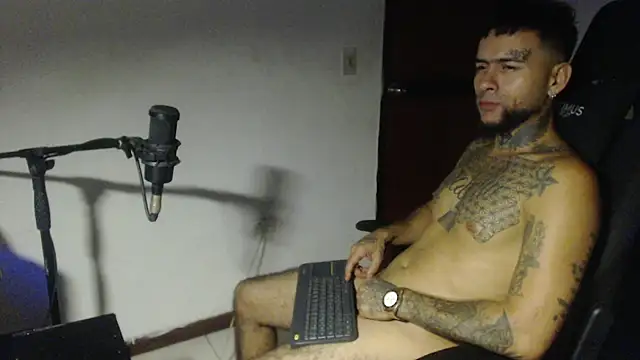ROOKERT élő XXX-chatje