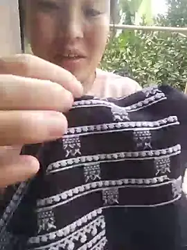 XXX chat uživo modela miss-su