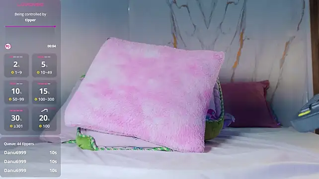 צ'אט XXX בשידור חי של mia_099