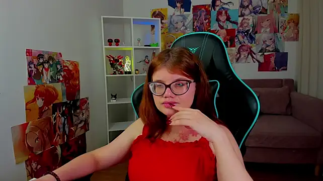 ChloeHalses Chat XXX in diretta