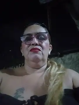 Czat XXX na żywo – MOTHER_AND_SON09