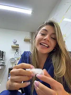 alicee16's Webcam Show
