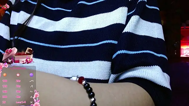 MidoriQuiinn's Live XXX Chat
