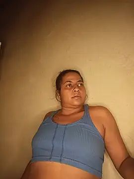 Giselabrunette25's Live XXX Chat