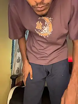 GunSlay Adlı Modelin Web Kamerası Şovu