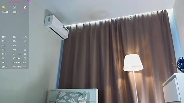YerHosang Adlı Modelin Canlı XXX Sohbeti