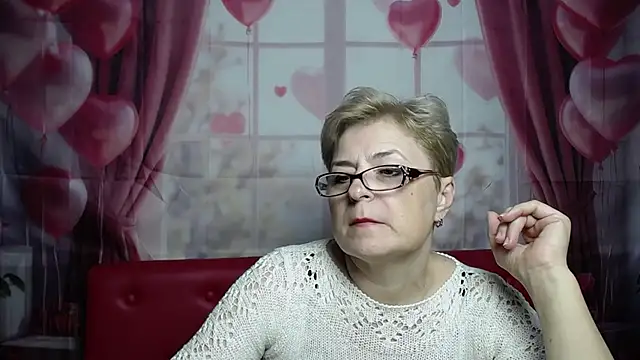 EmiliaGree – Live XXX-chat