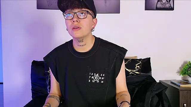 Chat XXX Live alex_noa