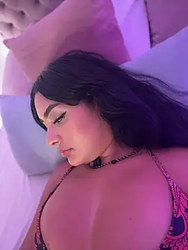 Stefbellanova Chat XXX live