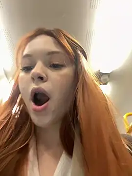 TimesSquare_ XXX чат на живо