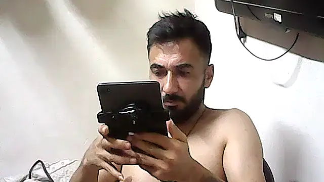XXX chat uživo modela leon_ates