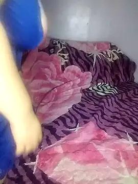 katiiiya Adlı Modelin Canlı XXX Sohbeti