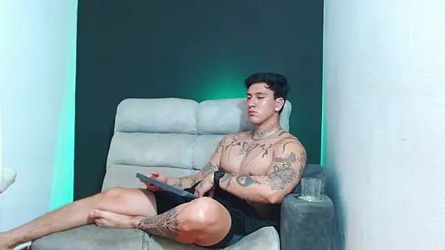 Chat +18 de JUSTIN_FULLER1 ao vivo