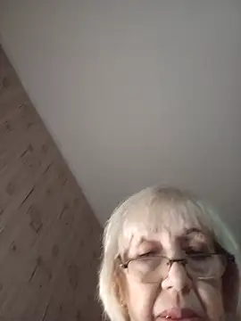 Anatolia5961's Live XXX Chat