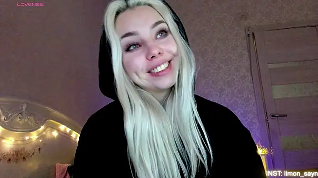 LillyMoure_ – Live XXX-chat