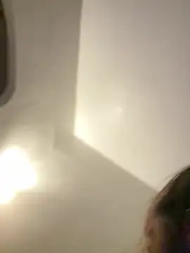 miacanela_xo Adlı Modelin Canlı XXX Sohbeti
