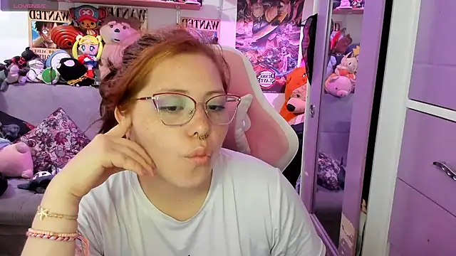 Chatroom XXX en direct de soficammy