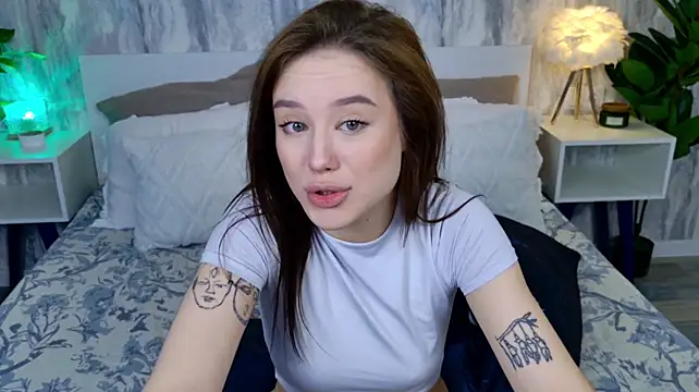 Živý XXX chat CarolineTenders