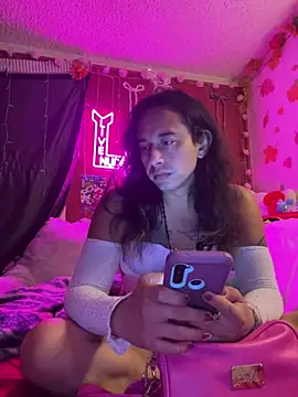 XXX chat uživo modela TranSexualJade95