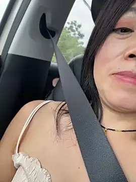 Lipinger's Live XXX Chat