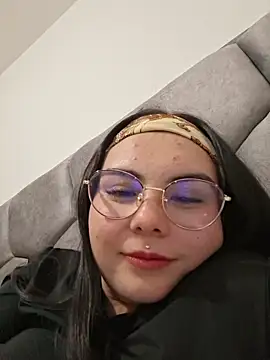 Julieth85_'s Live XXX Chat