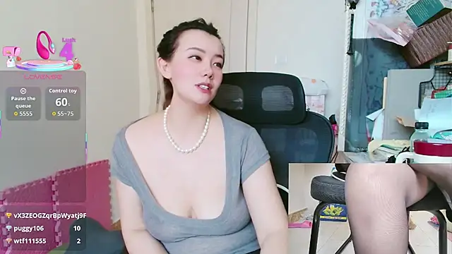 sallycui's Live XXX Chat