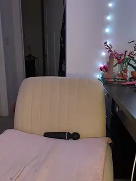 Živý XXX chat MissFeralFox