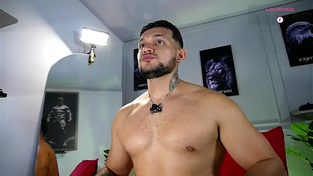Marco_Vega élő XXX-chatje