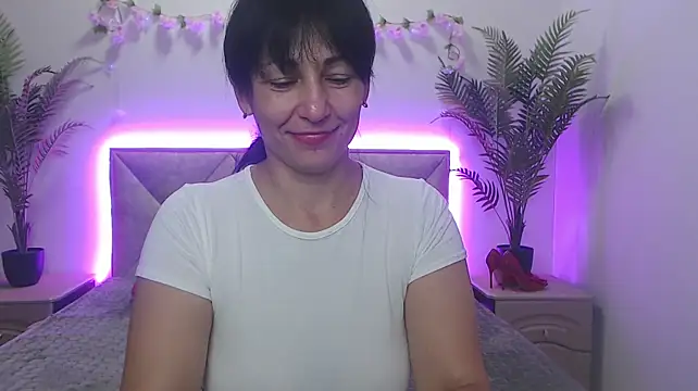 LiluGrants – Live XXX-chat