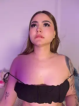 Bella01_'s Live XXX Chat
