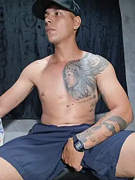 Andrezzz69 Chat XXX in diretta
