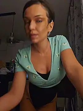 XXX chat uživo modela SaskiaVoss_