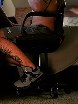 AlphaMasterXxx – Live XXX-chat