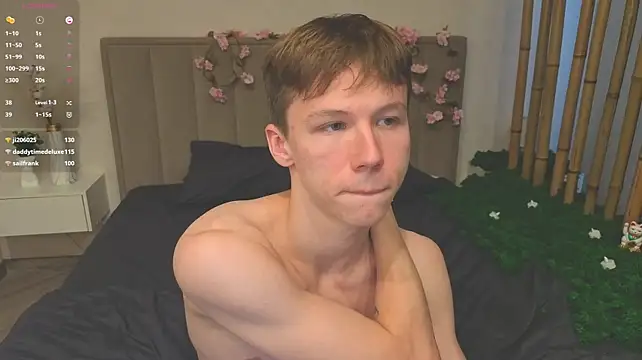 Chat +18 de cuMte_boy ao vivo
