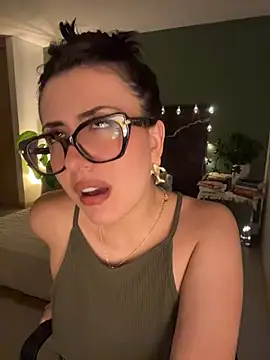EmaSaenz Chat XXX live