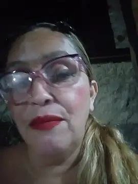 Chat XXX en directo de MOTHER_AND_SON09