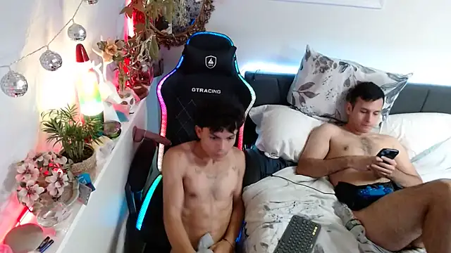 Kevinjchan1 Live XXX-Chat