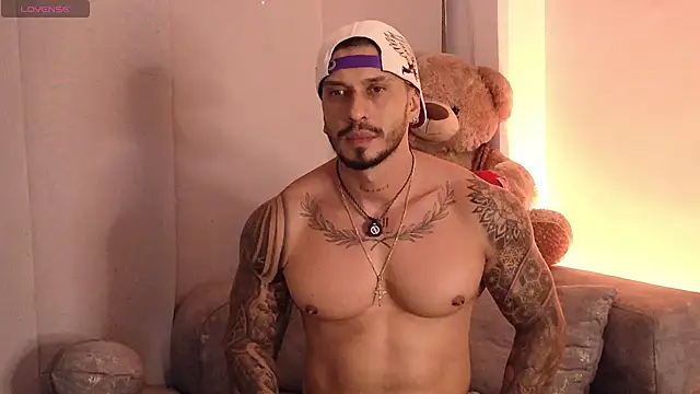 Chat +18 de Seth_Vegaa ao vivo