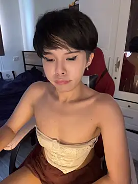 Plaxxxtique Chat XXX live