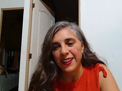 Pretty_Latina76 Chat XXX in diretta