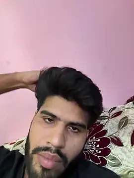 MASTTERRRR Adlı Modelin Canlı XXX Sohbeti