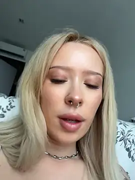 MaryChanXO লাইভ XXX চ্যাট