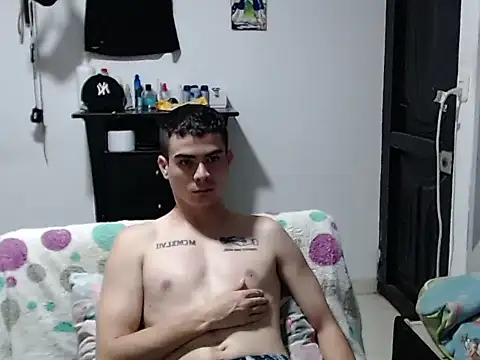 Zac_Efront Chat XXX live