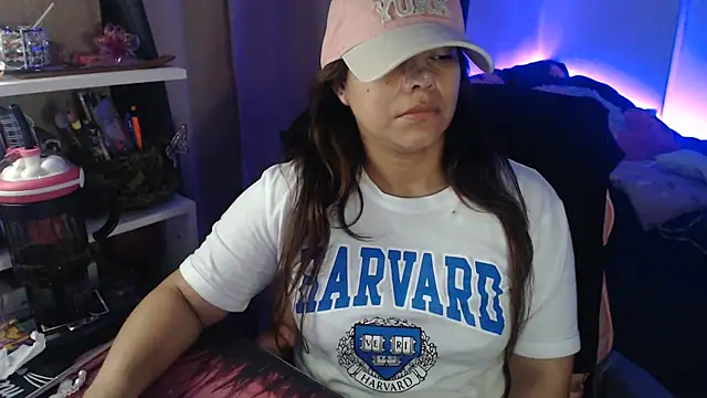 Chat +18 de KatteAngelLat ao vivo