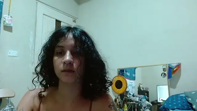 Chat +18 de AlinaWoolf_ ao vivo