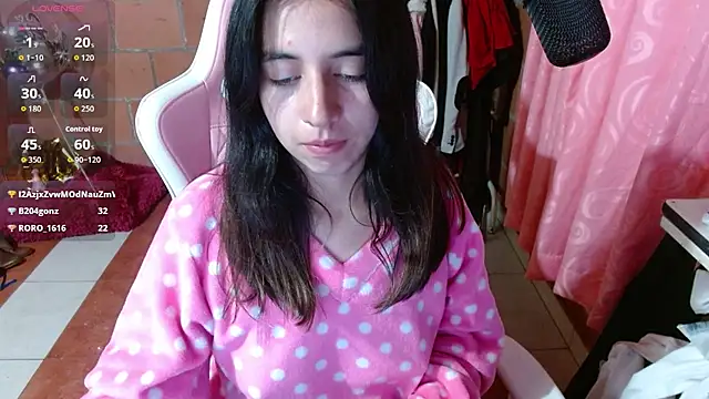 Chat +18 de Maggie_Fox3 ao vivo