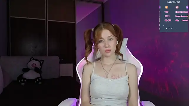 AmyFoxy Live XXX-Chat