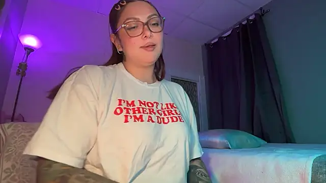 naya_pumpkin Show in webcam