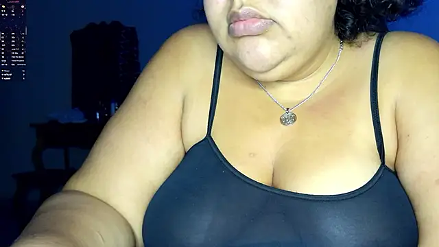 xlatinastar live XXX chat